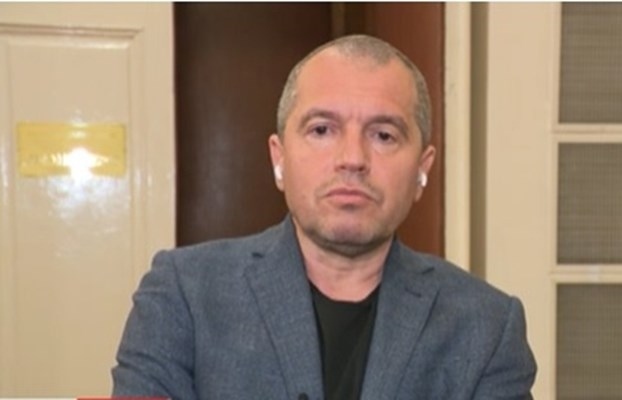 Петков продължавал да натиска депутати от ИТН, оплака се Тошко Йорданов